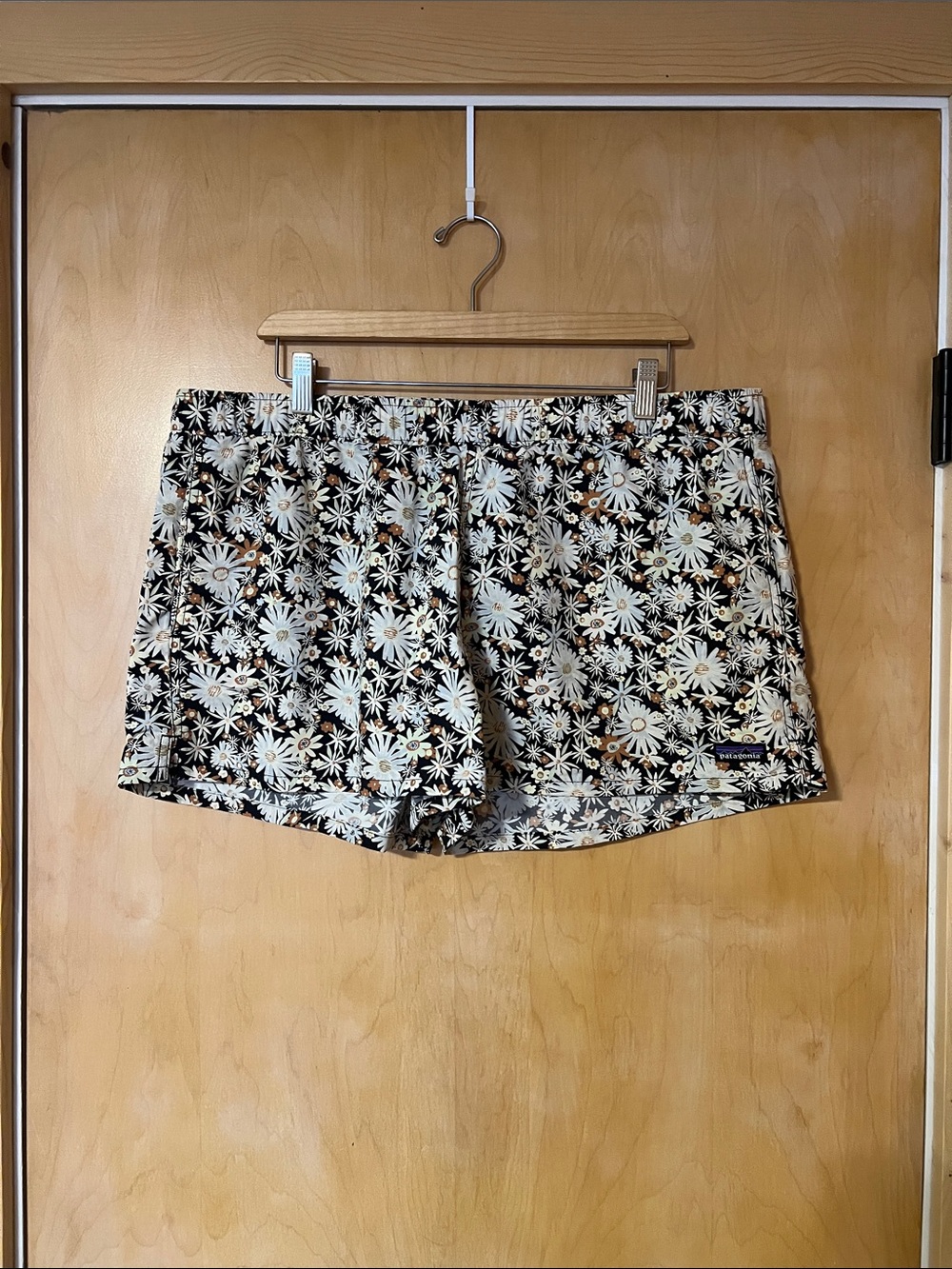 Patagonia Women's Daisy Print barley baggShorts - Black & White with Gold Accent
